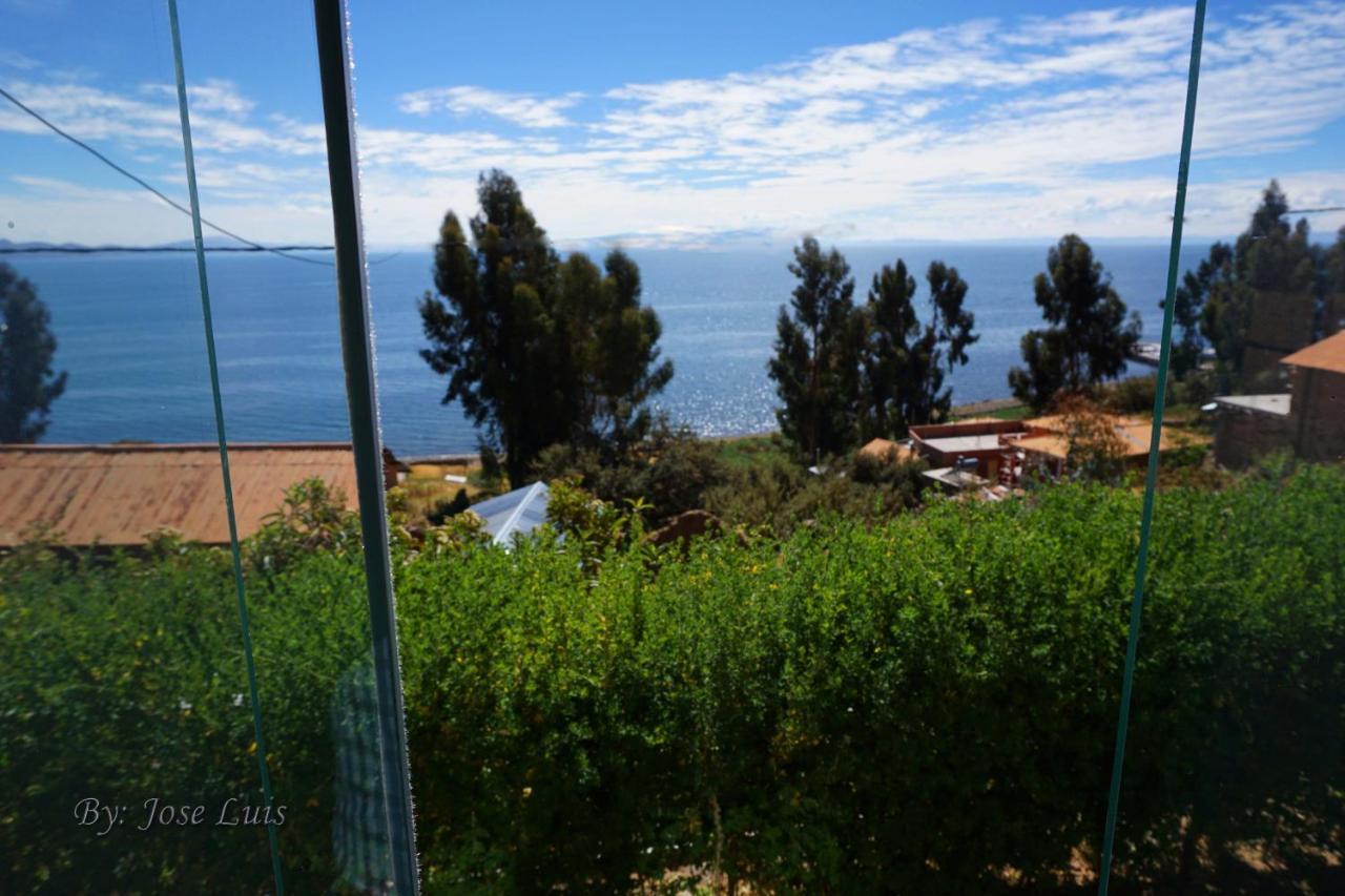 Tikawasi Homestay Comunidad Pueblo Isla Amantani Jose Luis Ocosuyo Екстер'єр фото